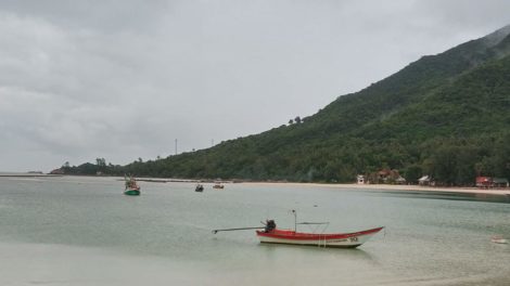 Chaloklum Bay