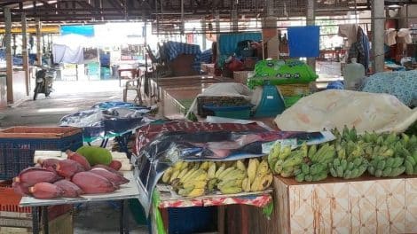 Maenam Morning Market